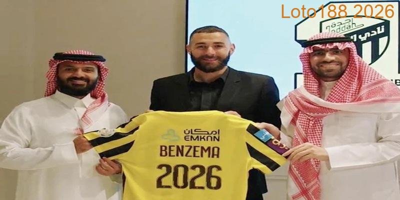 Karim Benzema tiền đạo trên 30 tuổi
